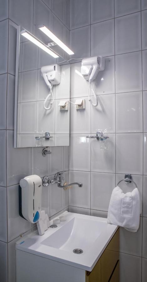 Hotel Integra ドボイ エクステリア 写真