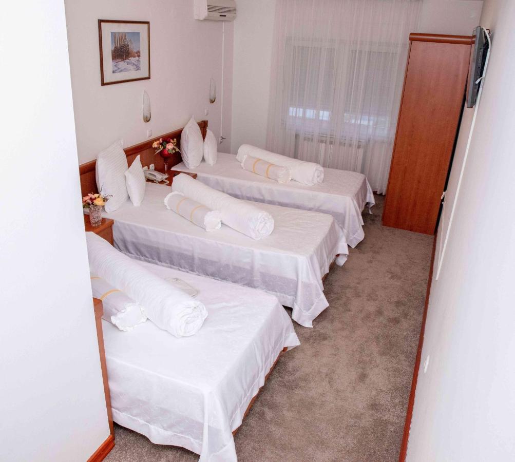 Hotel Integra ドボイ エクステリア 写真